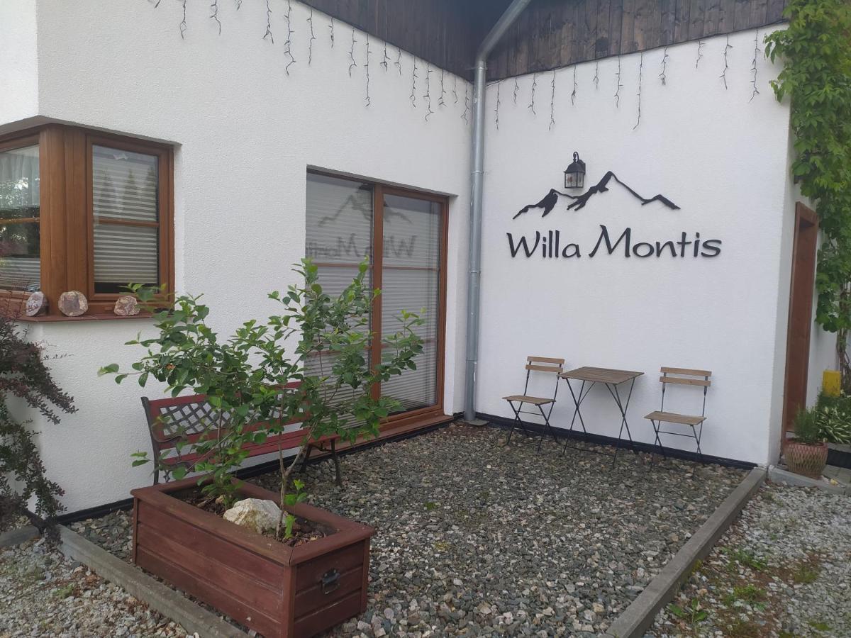 שצ'קלארסקה פוראובה Willa Montis מראה חיצוני תמונה