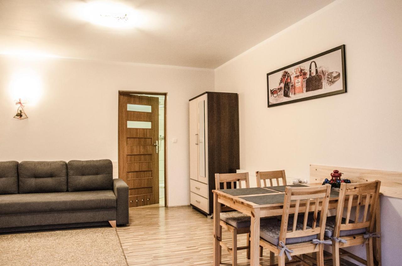 שצ'קלארסקה פוראובה Willa Montis מראה חיצוני תמונה